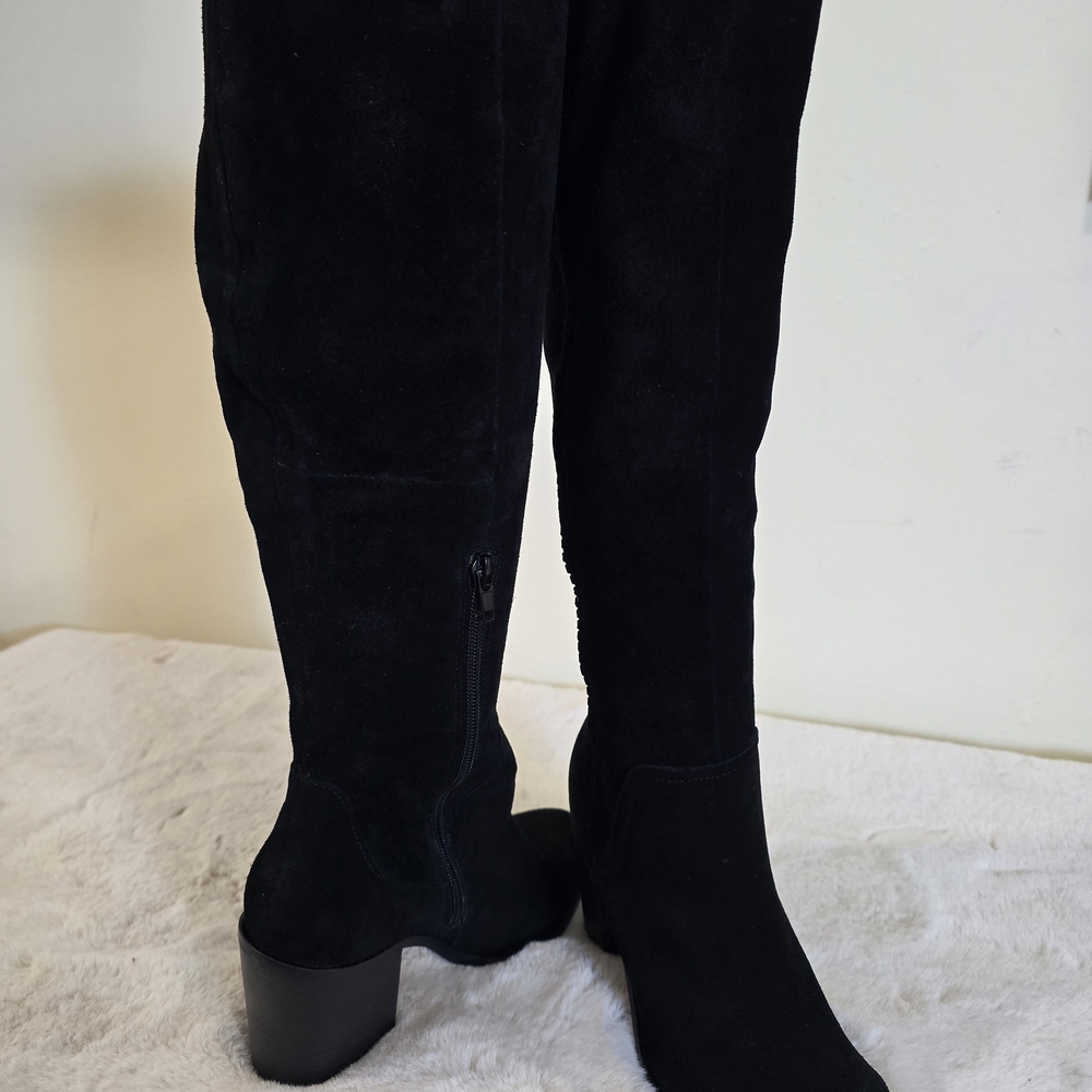 Chic Suede Black Over the Knee Women's Boots